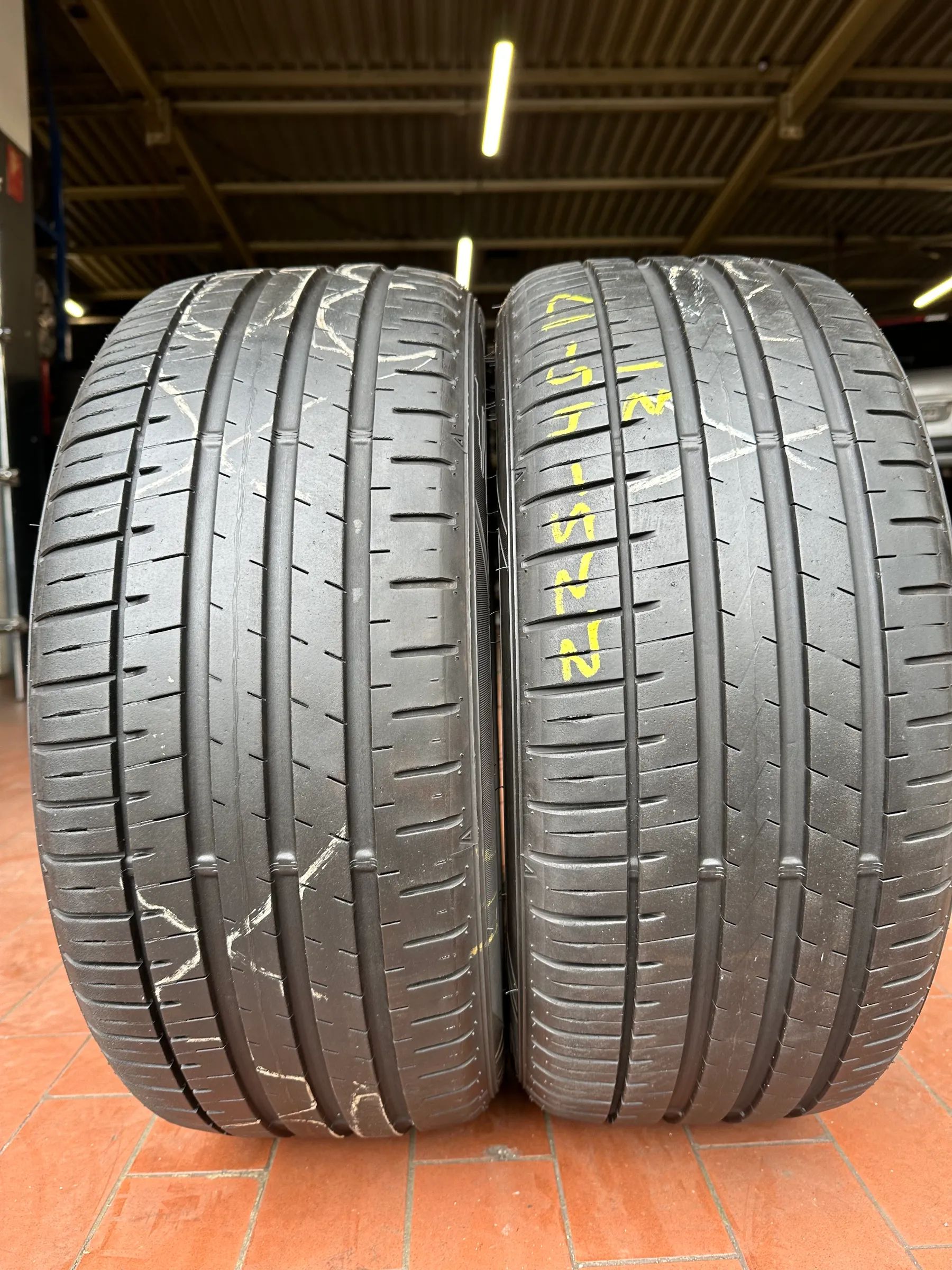 2x Sommerreifen 225/45 R17 94Y Falken 2021 6mm