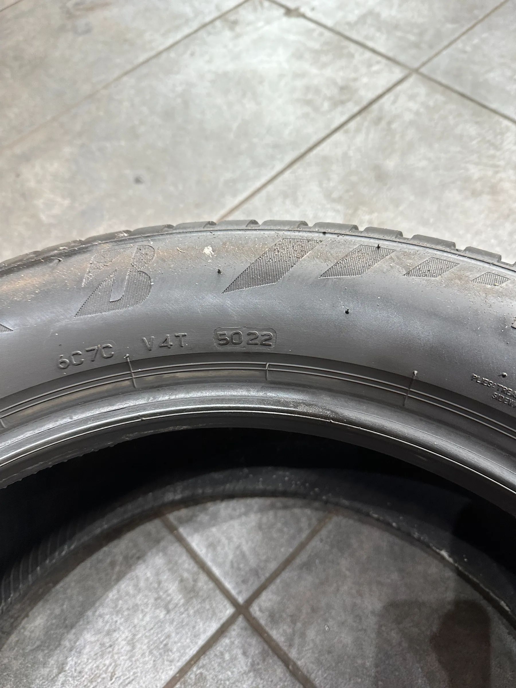 2x Allwetterreifen 235/55 R18 104V Bridgestone 2022 6,6mm