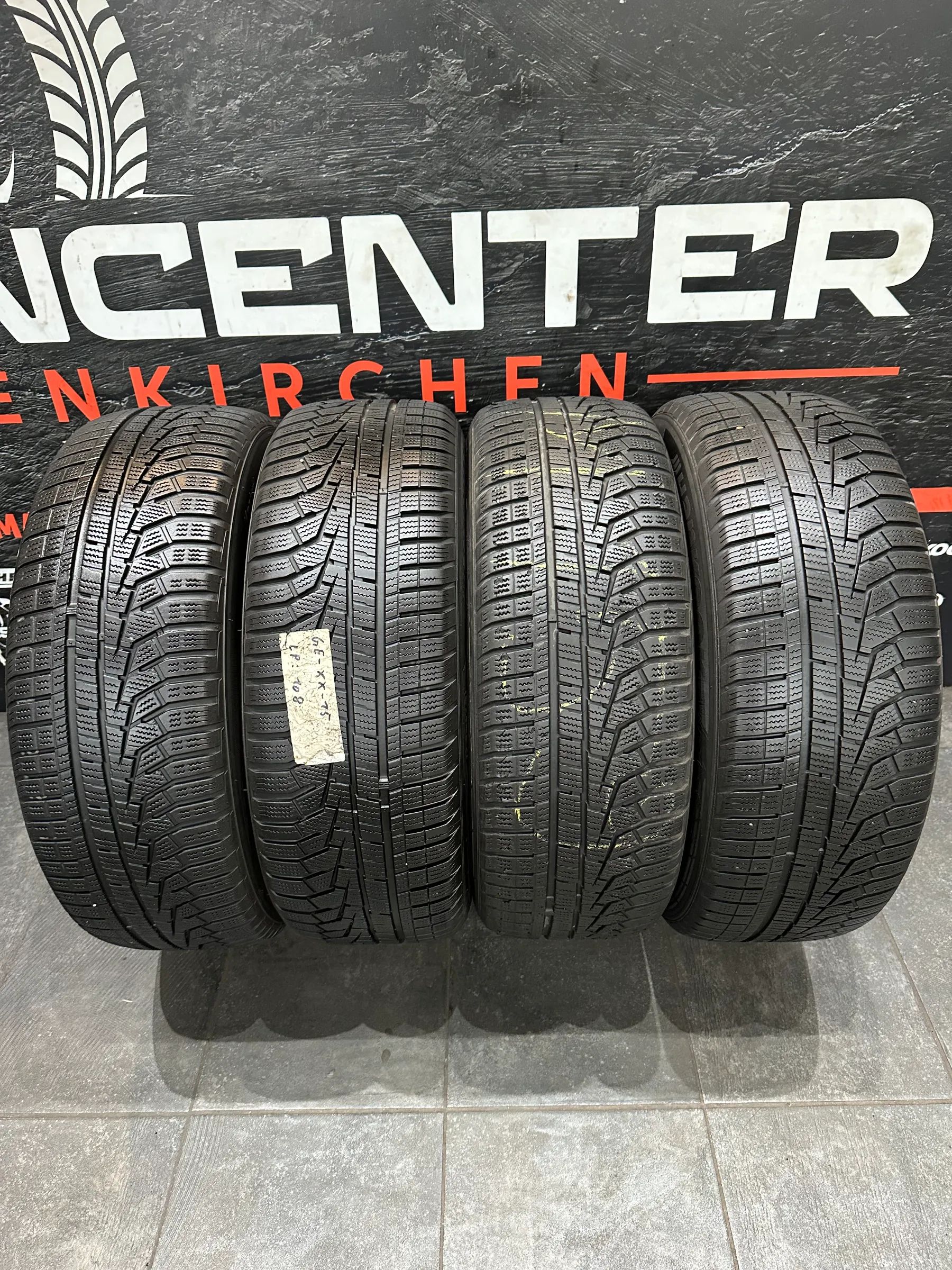 4x Winterreifen 215/60 R17 99H Hankook 2016 6mm