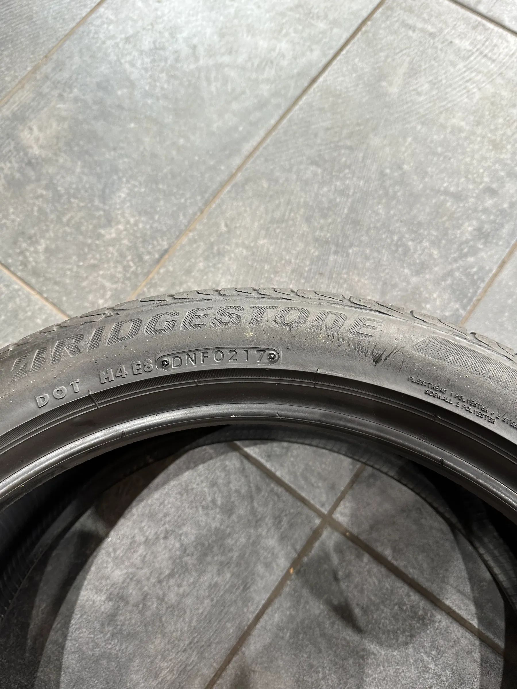 4x Sommerreifen 225/45 R19 92W Bridgestone 2017 7mm