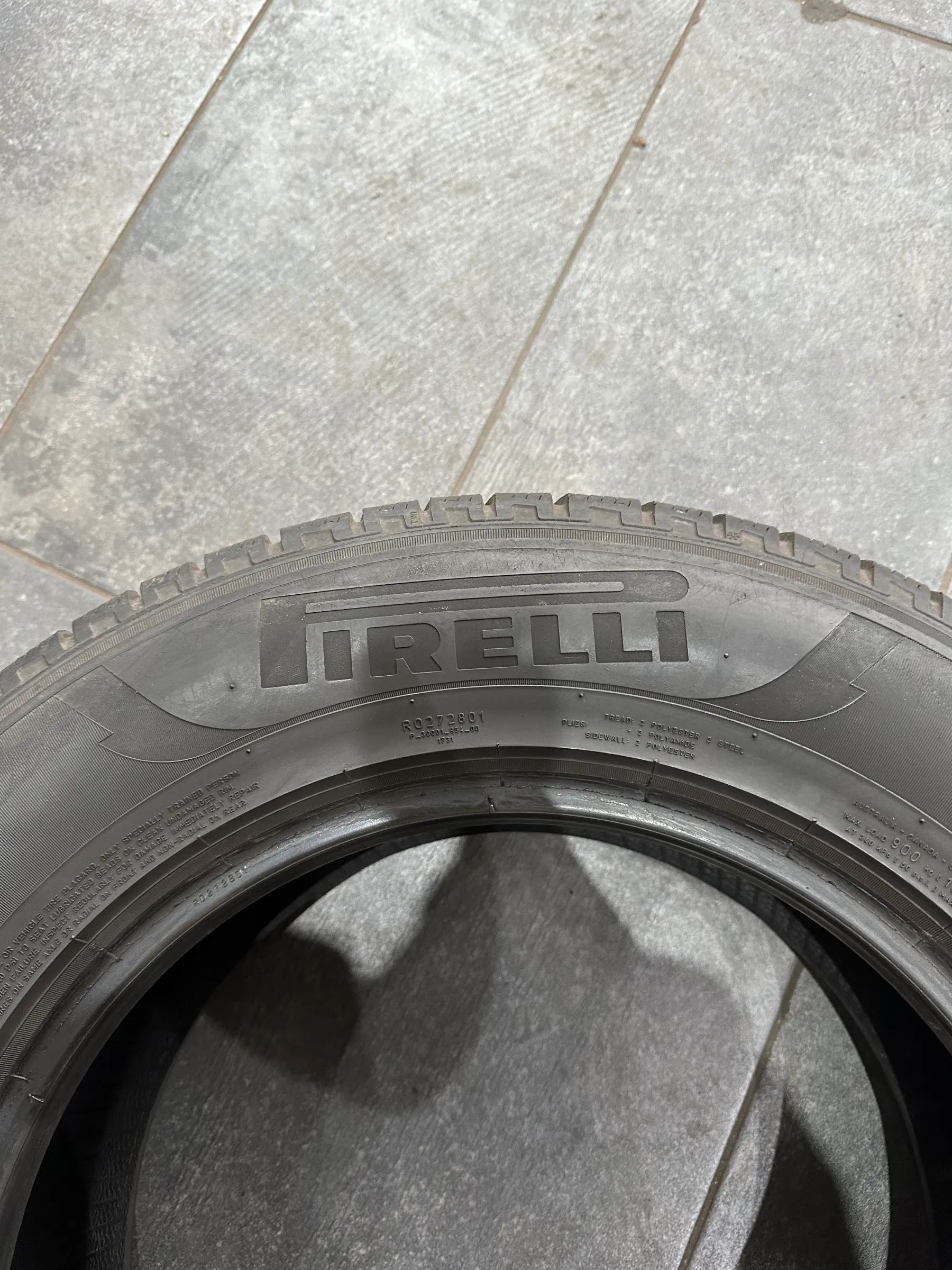 2x Winterreifen 215/70 R16 104H Pirelli 2014 5,4mm
