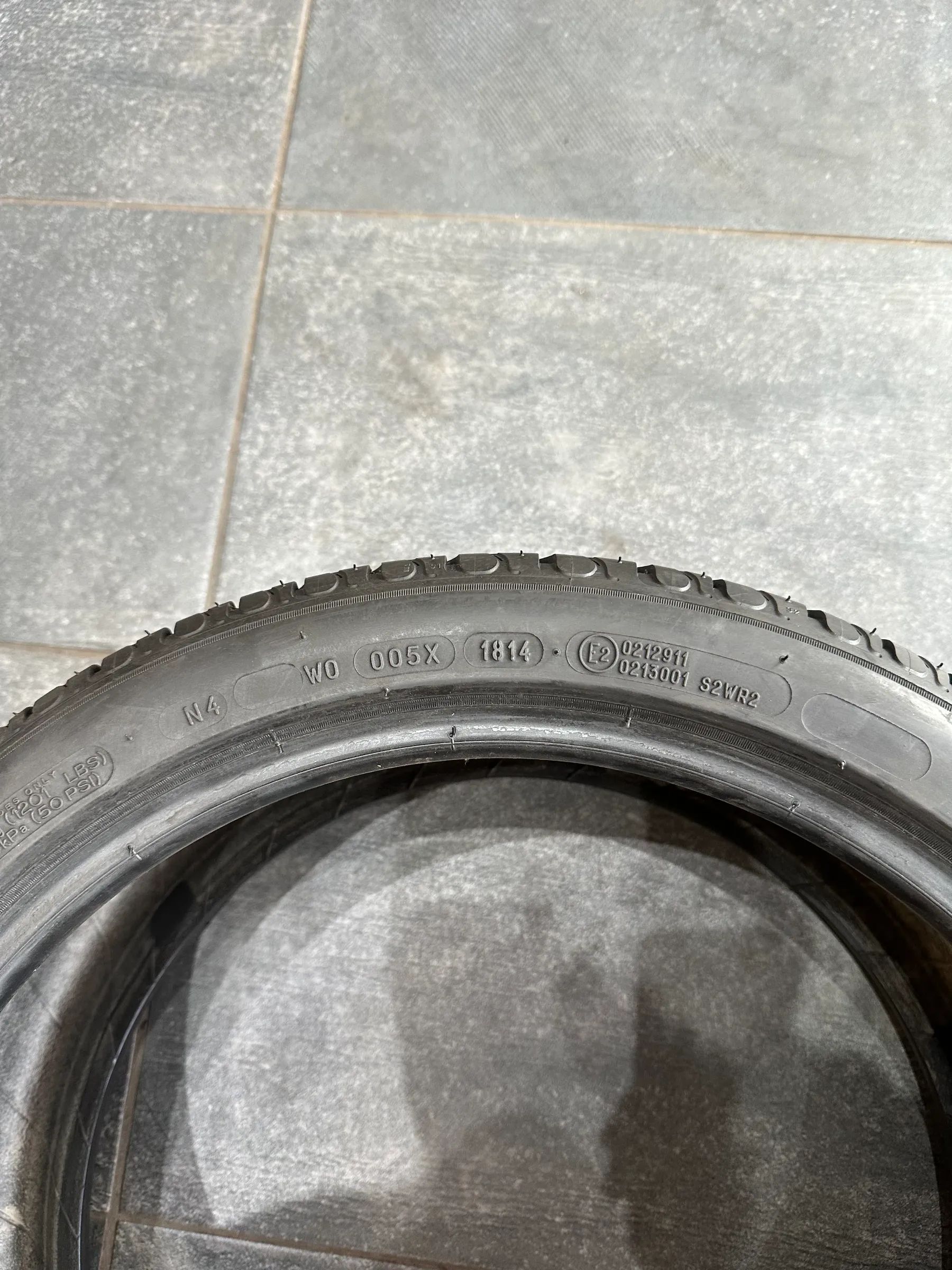 2x Sommerreifen 215/40 R17 87W BFGoodrich 2014 7,2mm