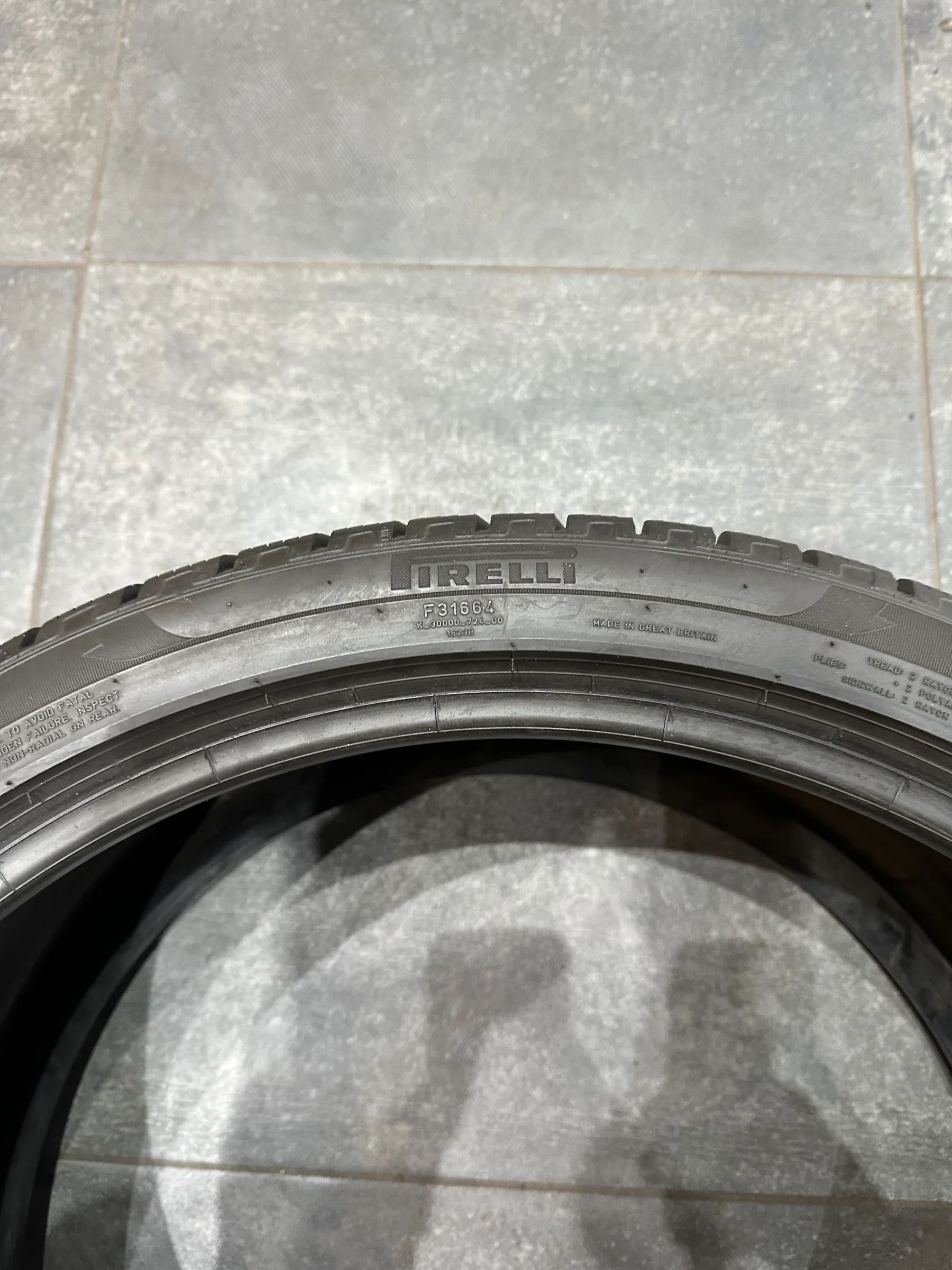 2x Winterreifen 315/30 R22 107Y Pirelli 2021 4,2mm
