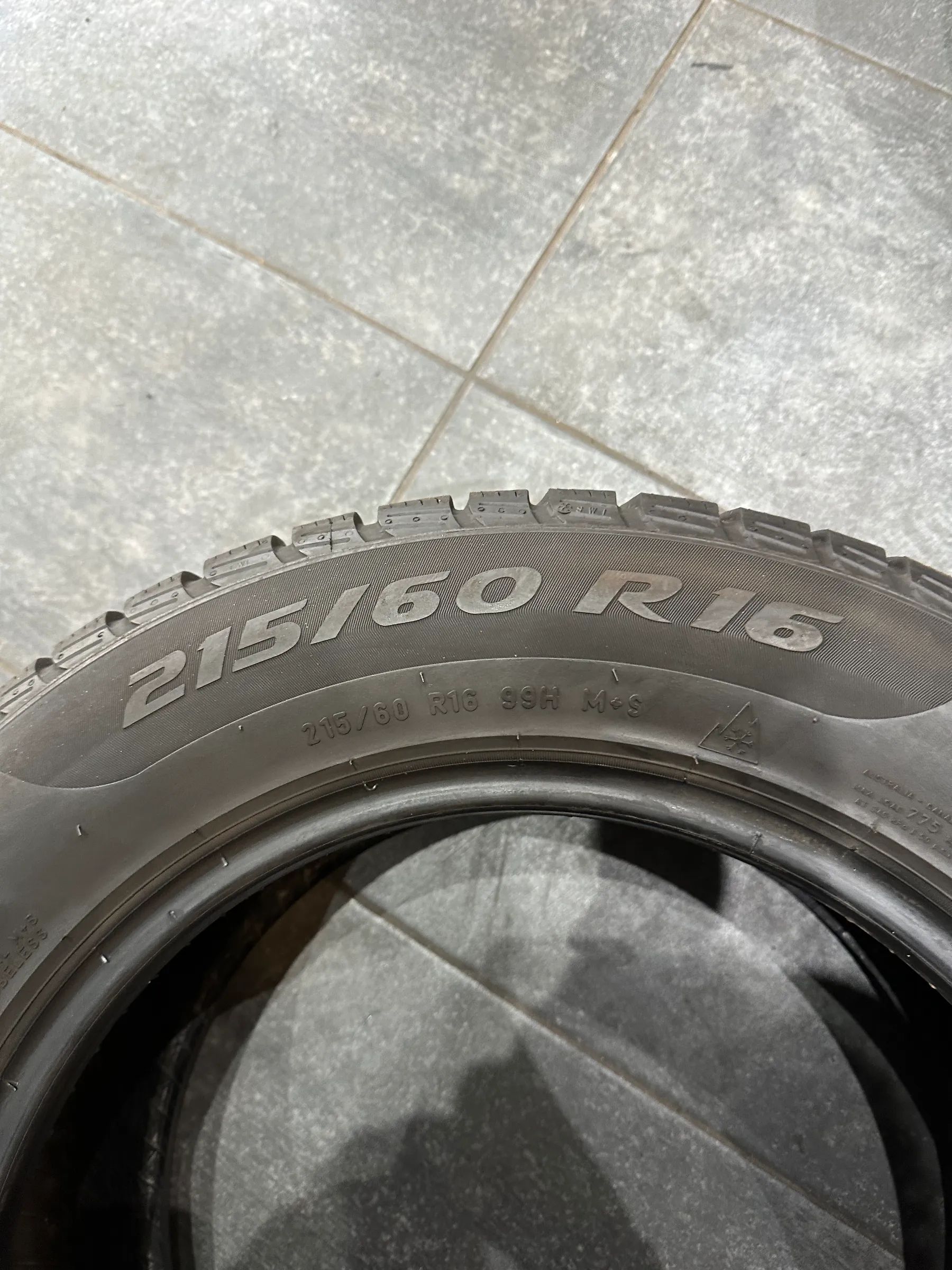 2x Winterreifen 215/60 R16 99H Pirelli 2016 6,2mm