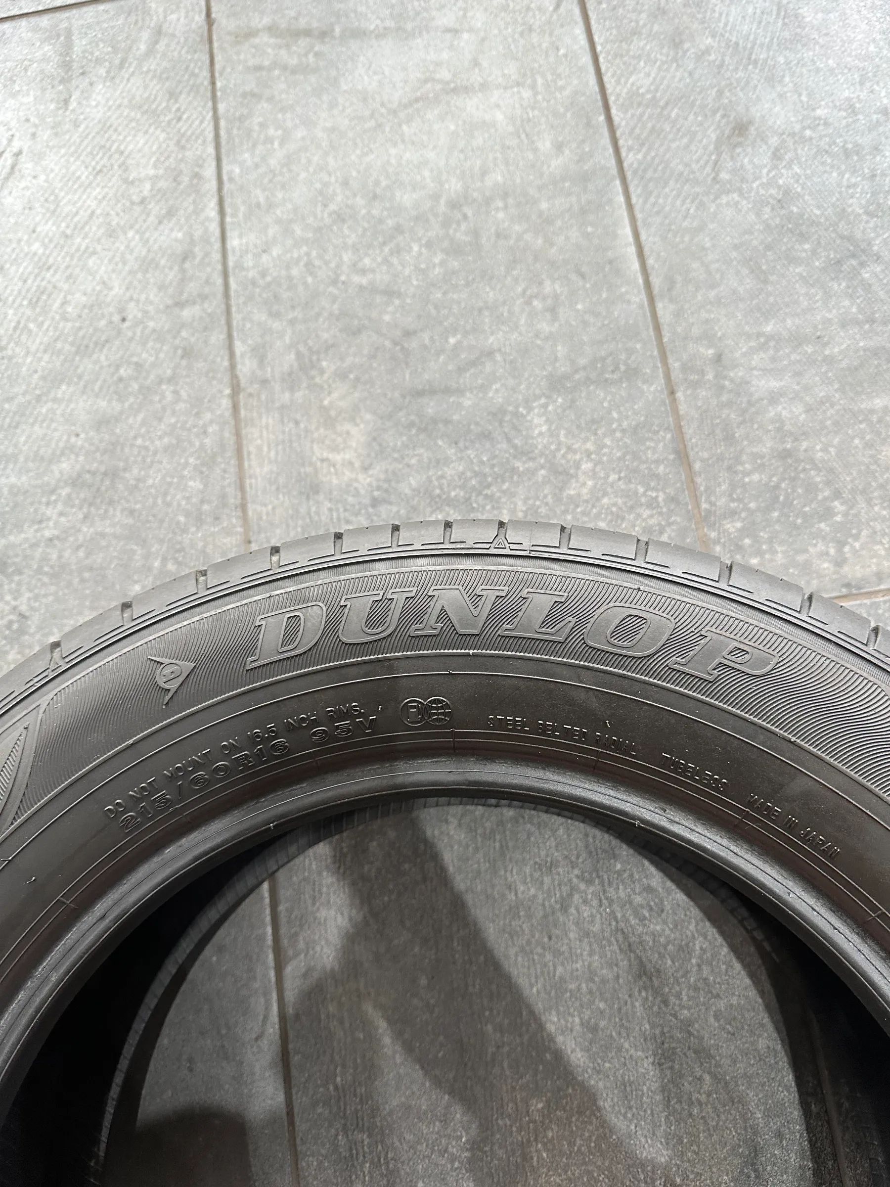 2x Sommerreifen 215/60 R16 95V Dunlop 2017 7mm