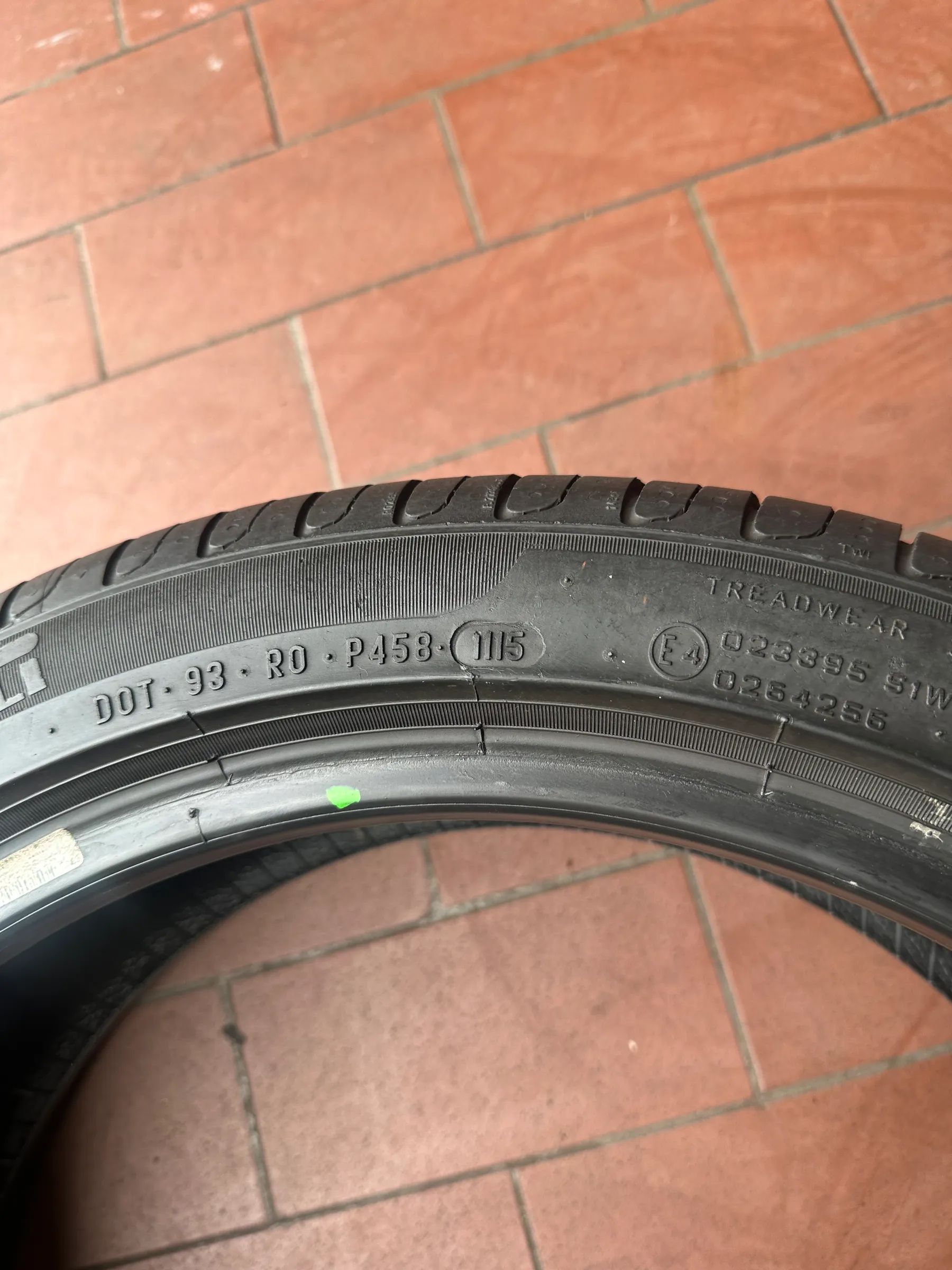2x Sommerreifen 205/45 R17 88WRF Pirelli 2015 Runflat 6,2mm
