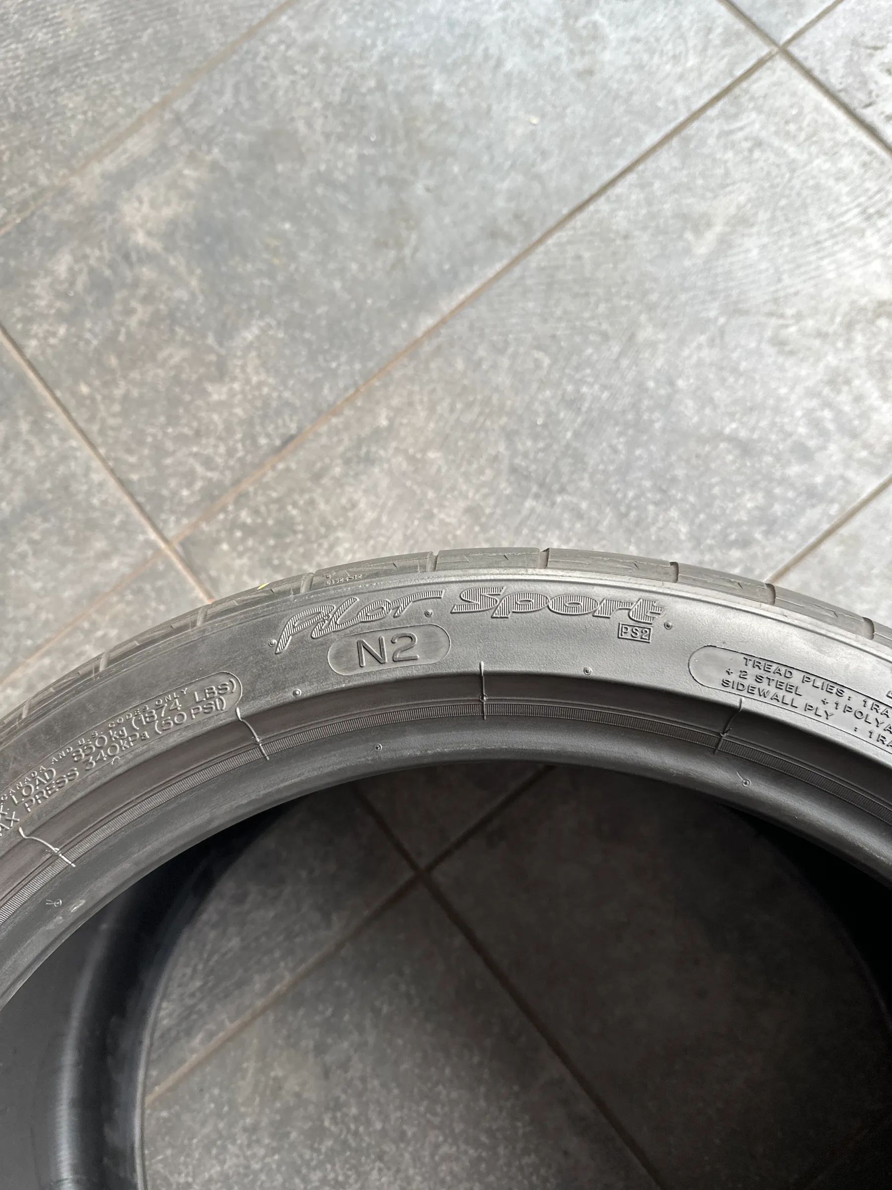 2x Sommerreifen 305/30 R19 102Y Michelin 2016 6,2mm